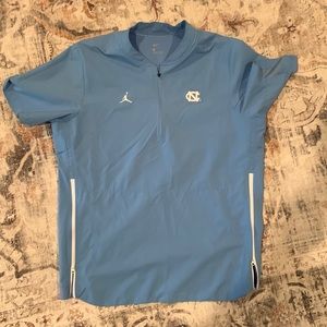 Nike UNC Tarheels lightweight pullover